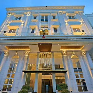 Hotel Livaana, Mysore