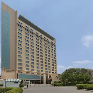 courtyard-by-marriott.top-gurgaonhotels.com/