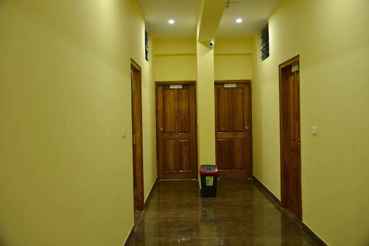Golden Nest Motel Mysore 2*,  Indien